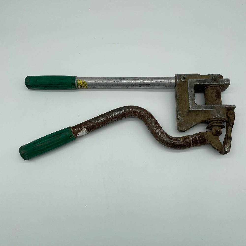 Greenlee 502-129 Manual Stud Punch Tool Vintage Industrial Green Grips Metal